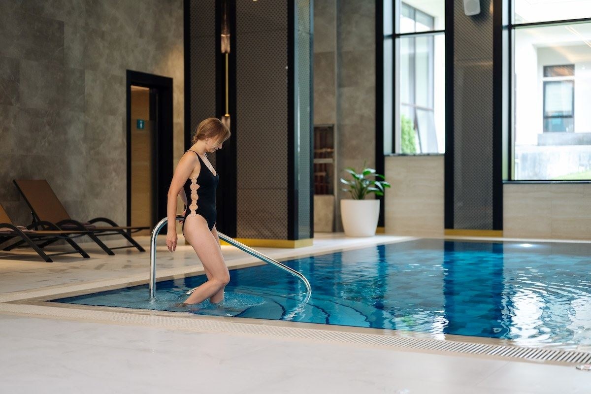 pools-indoor-pool