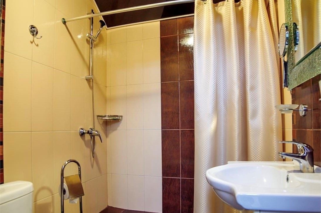 rooms-улучshенный-номерстудио-мансардный-этаж