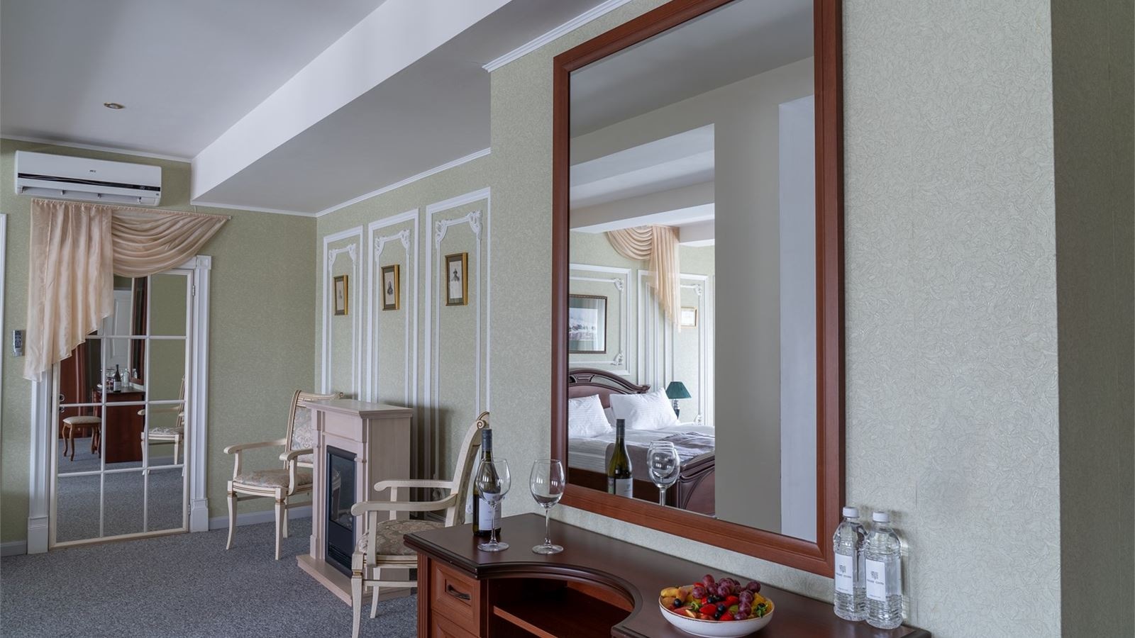 rooms-панорамный-люкс-с-террасой-домъ-купца-кундыshеваволодина-4