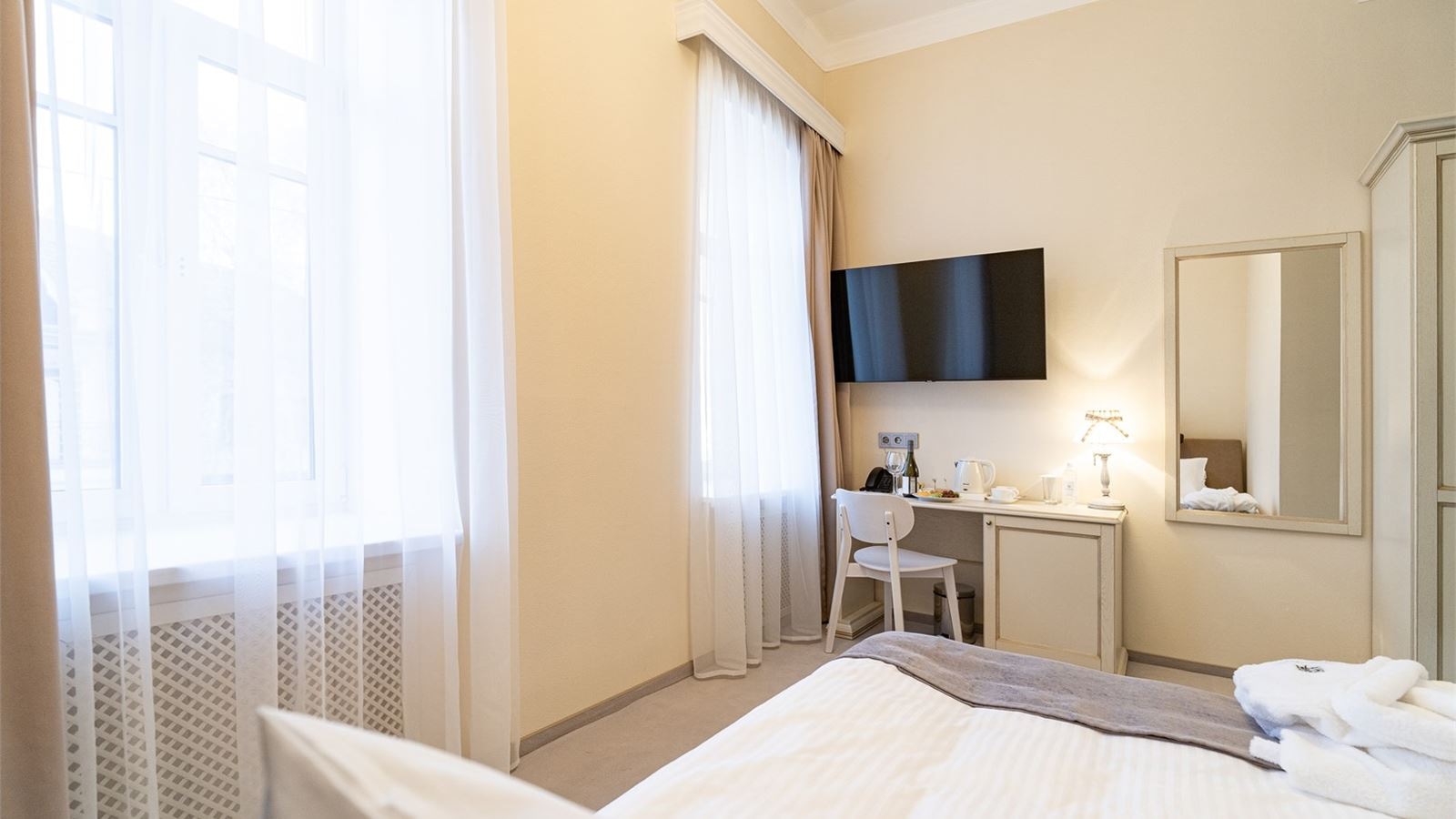 rooms-стандарт-с-queen-size-кроватью-домъ-купчихи-глинкиной-4