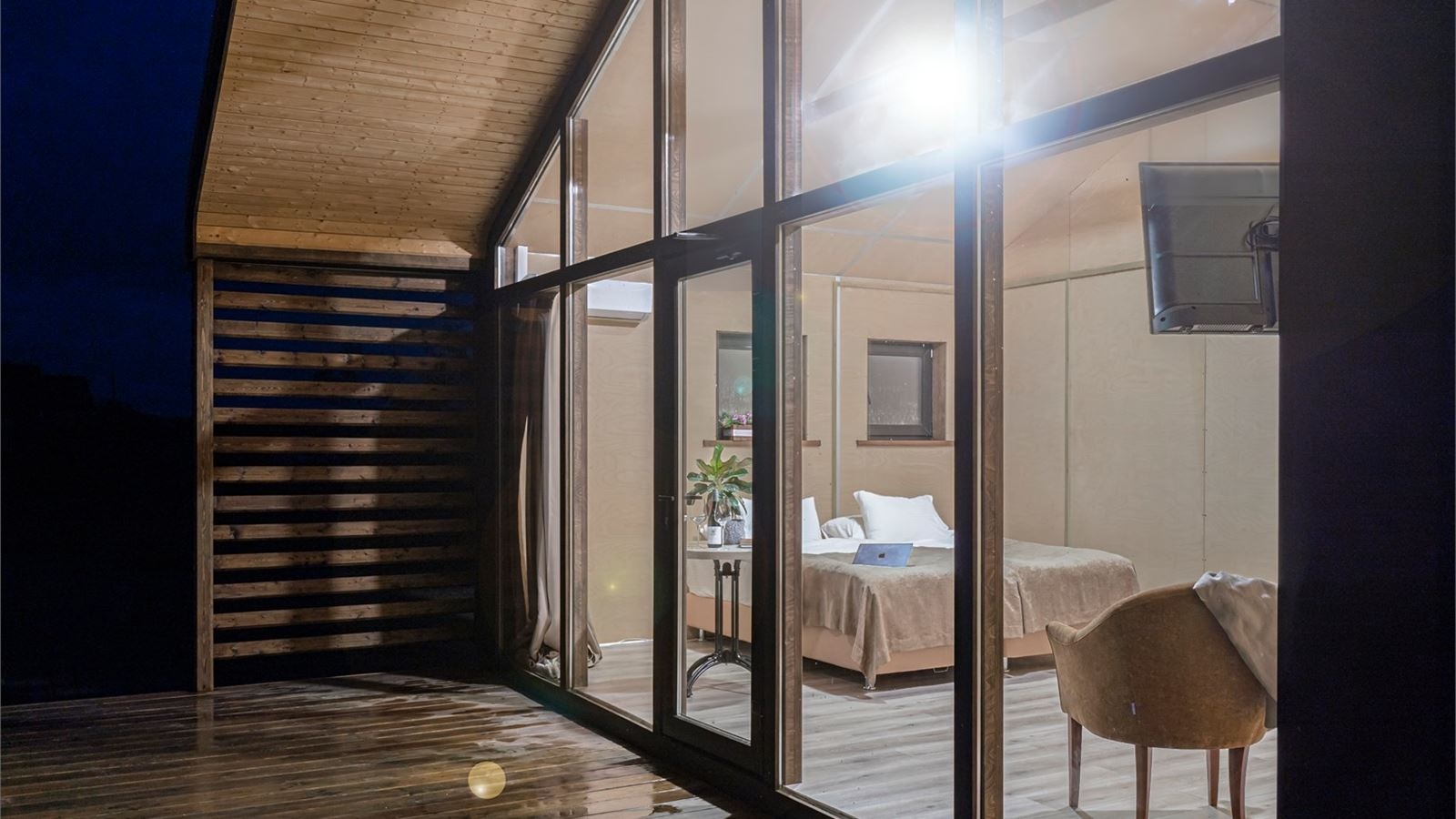 rooms-дача-для-двоих-с-панорамной-террасой