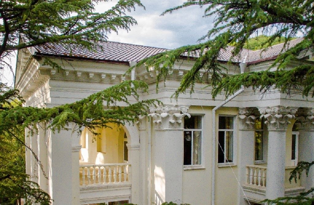 general-main-building