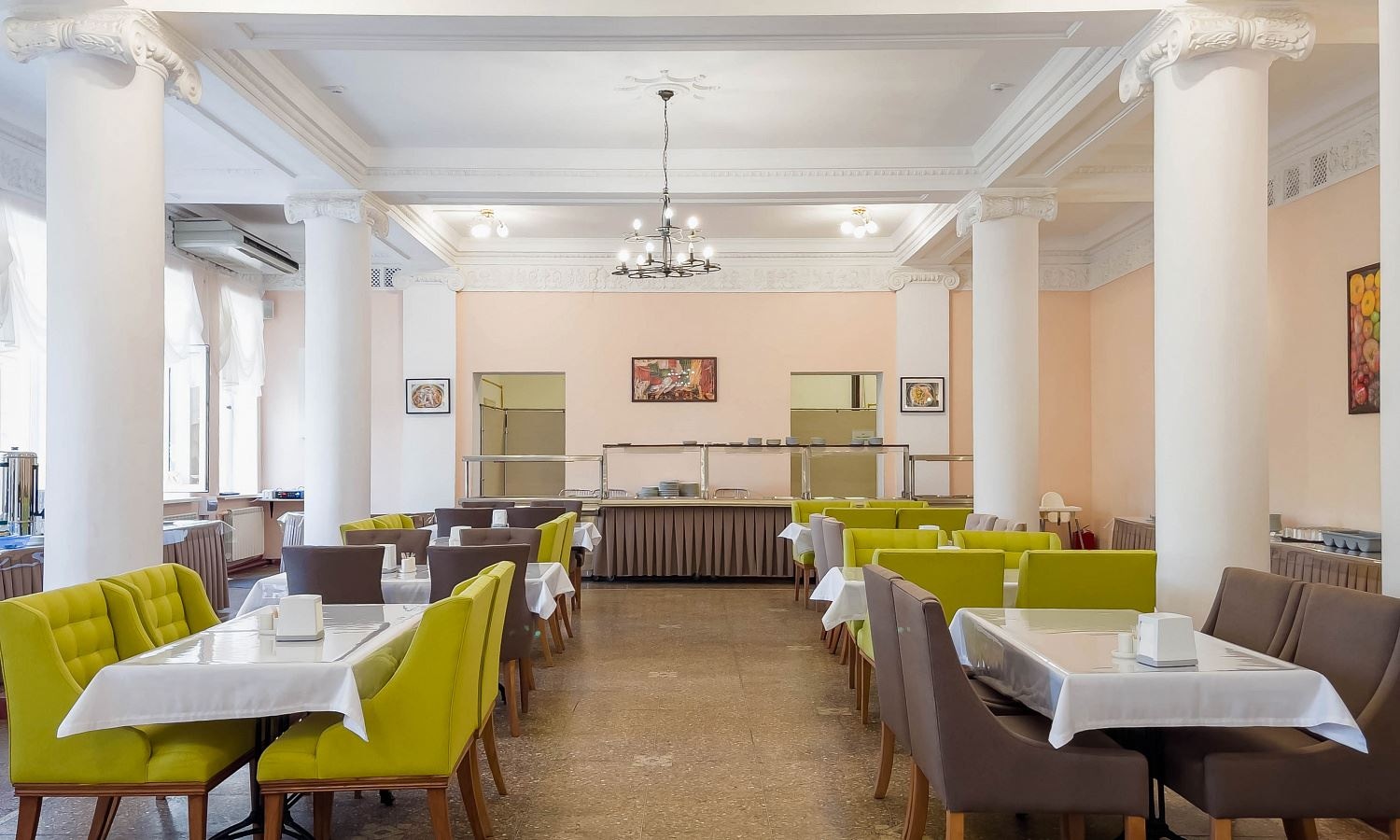 restaurants-обеденный-зал