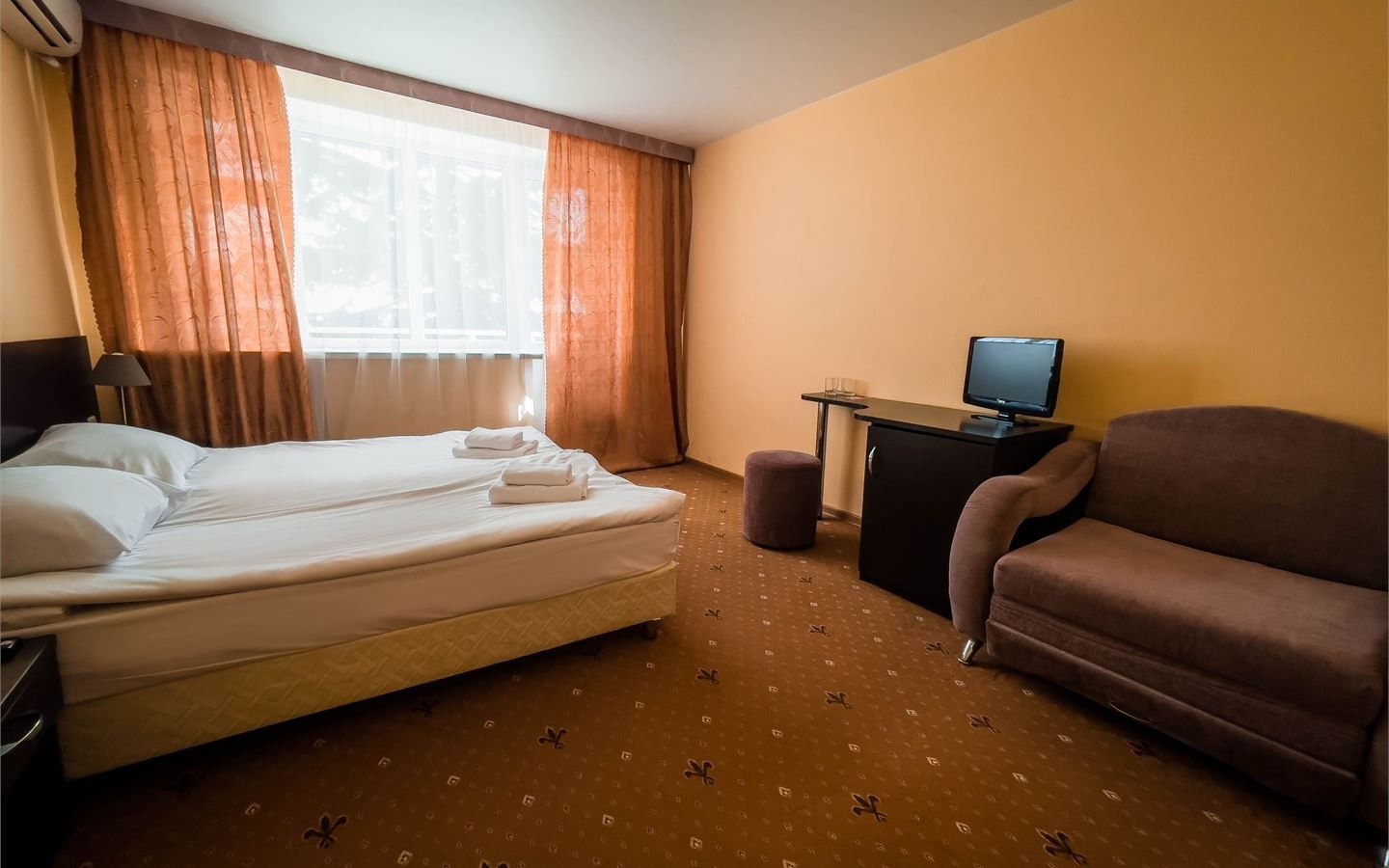 rooms-стандарт-плюс-с-видом-на-море-1-корпус