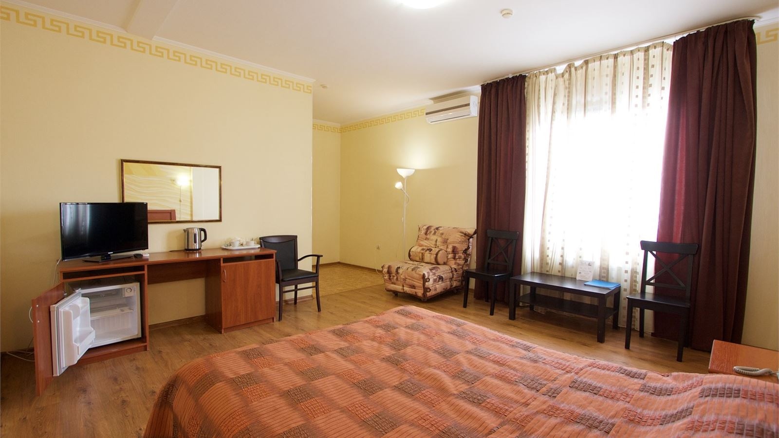 rooms-junior-suite