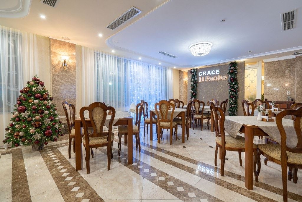 restaurants-restaurant