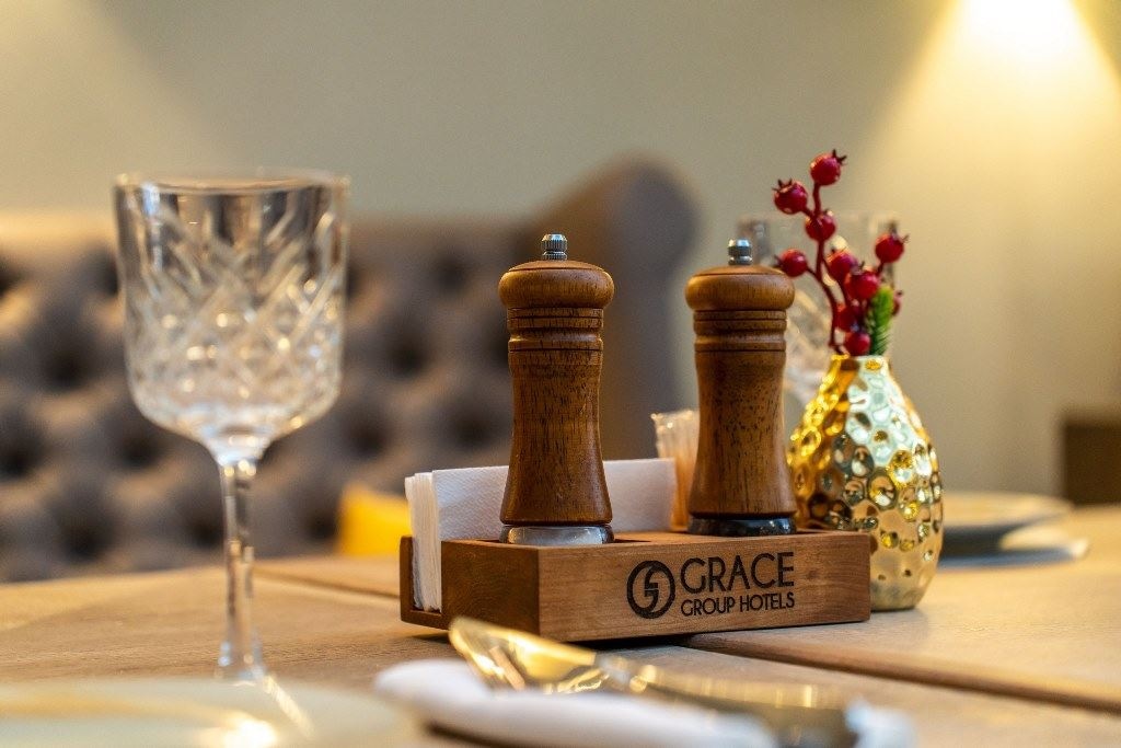 restaurants-restaurant