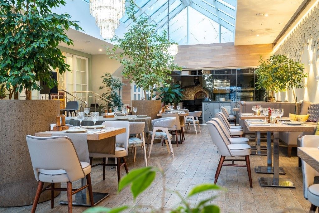 restaurants-restaurant