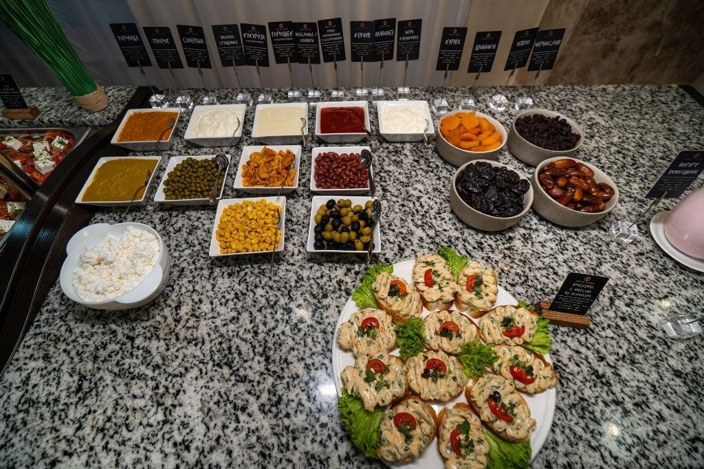 restaurants-restaurant