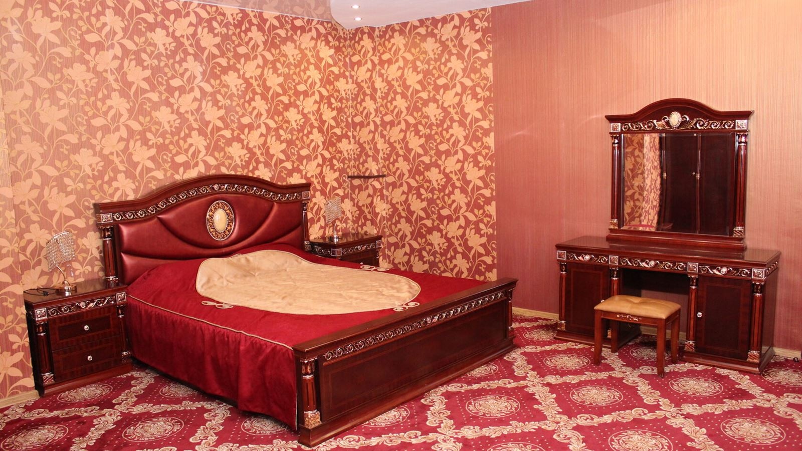 rooms-lux-prezident