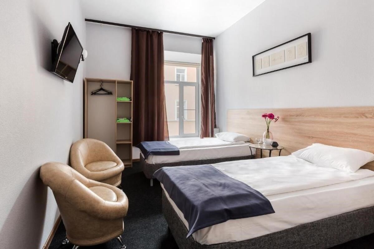rooms-стандартный-номер-с-2-кроватями-и-собственной-ванной