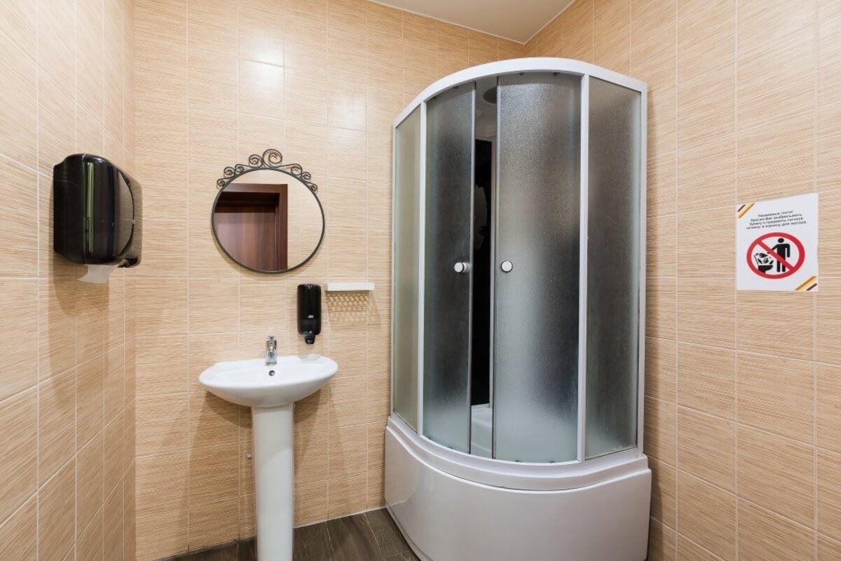 rooms-стандартный-номер-с-2-кроватями-и-собственной-ванной