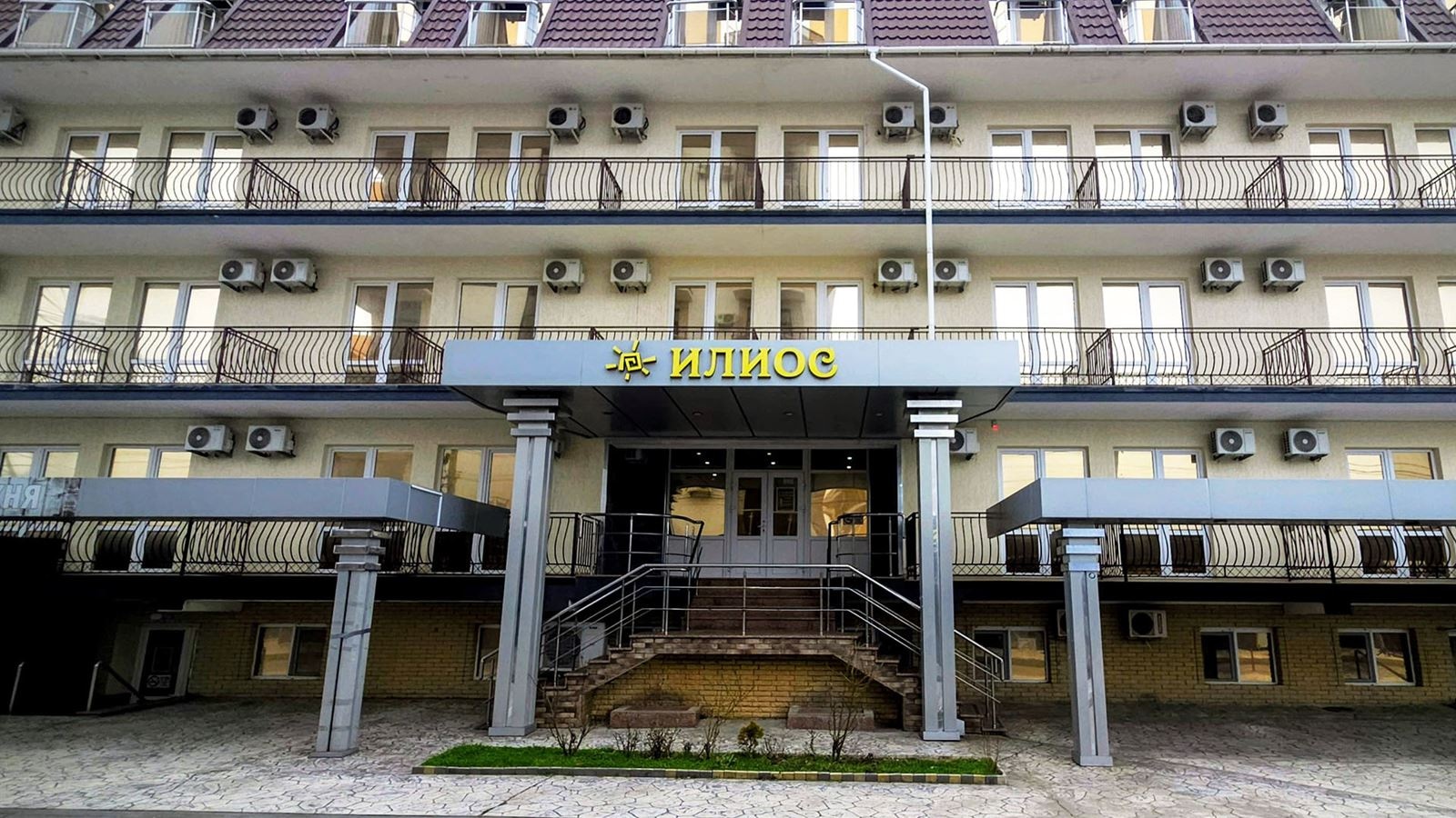 general-main-building