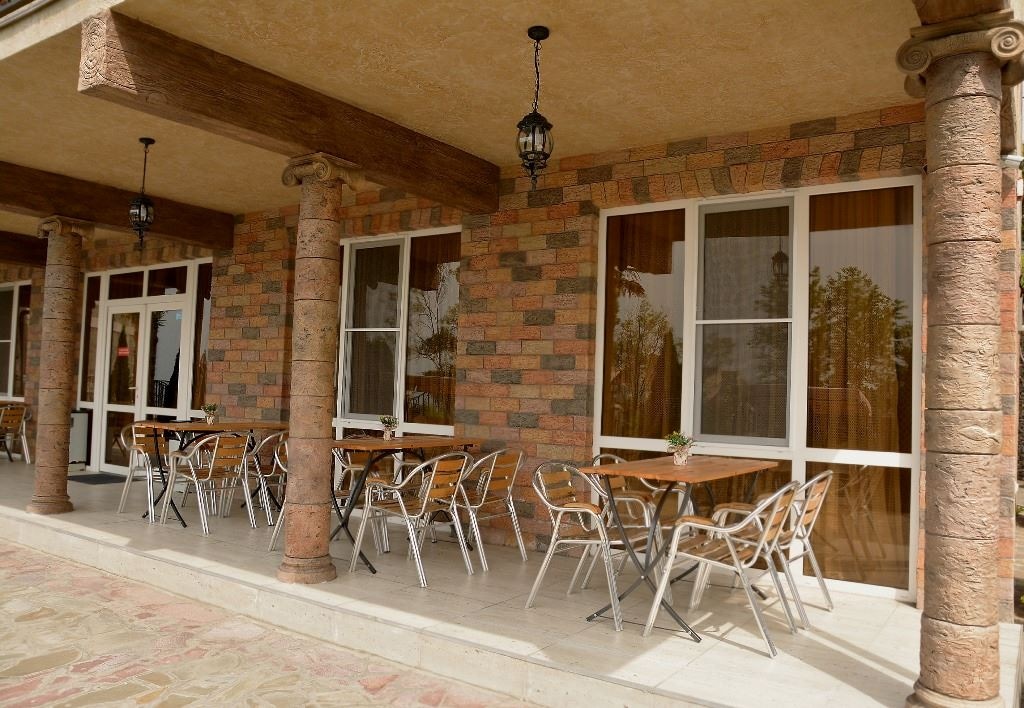 general-main-building