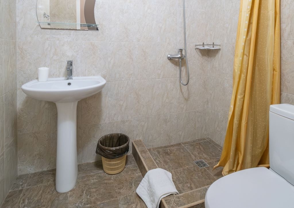 rooms-comfort-with-balcony