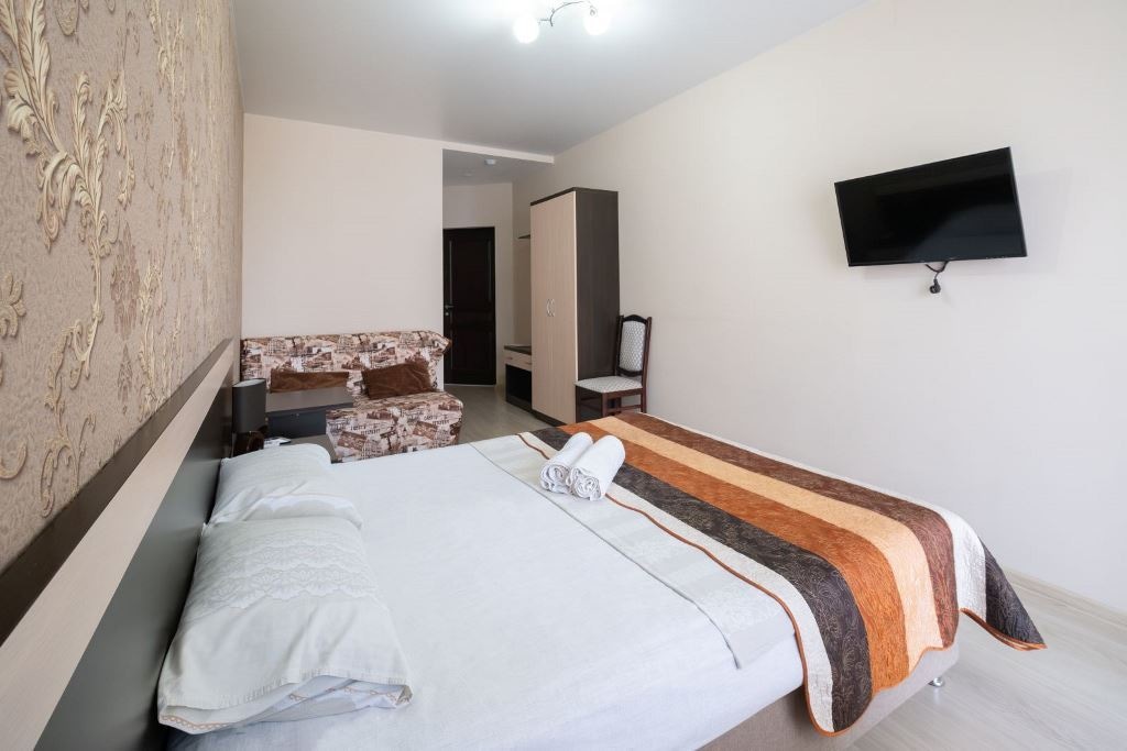 rooms-comfort-with-balcony