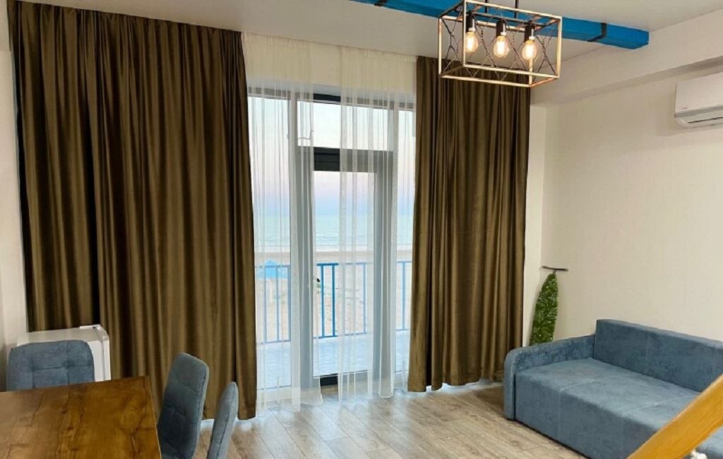 rooms-2уров-люкс-c-собственной-зоной-отдыха-на-крыshе-и-видом-на-море