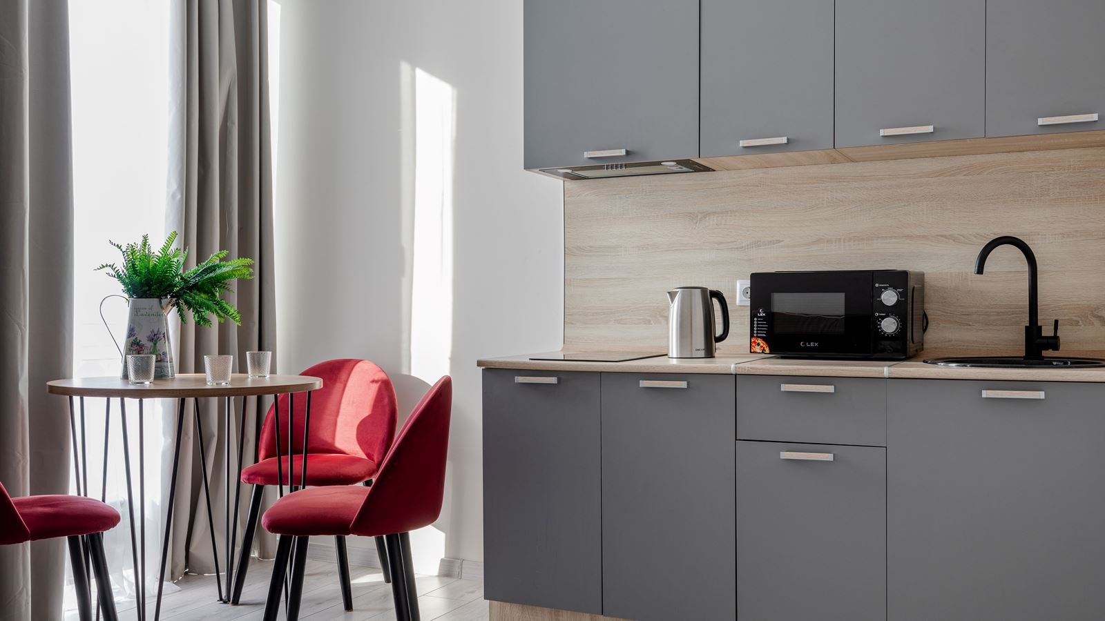 rooms-apartament-comfort-terrasa