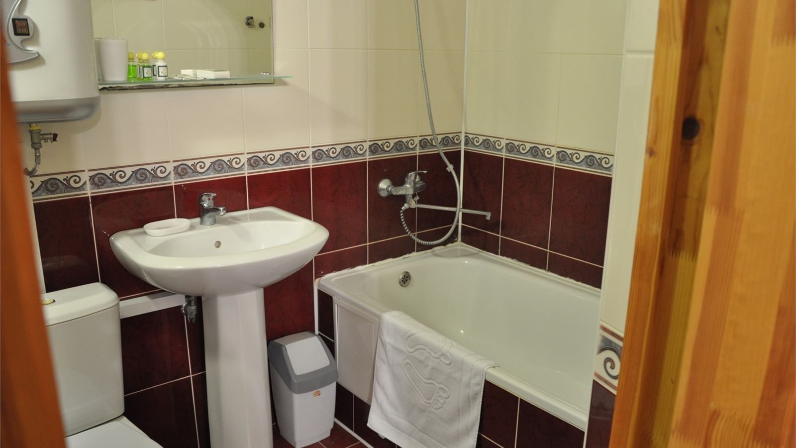 rooms-2местный-1комнатный-номер-с-двумя-отдельно-стоящими-односпальными-кроватями