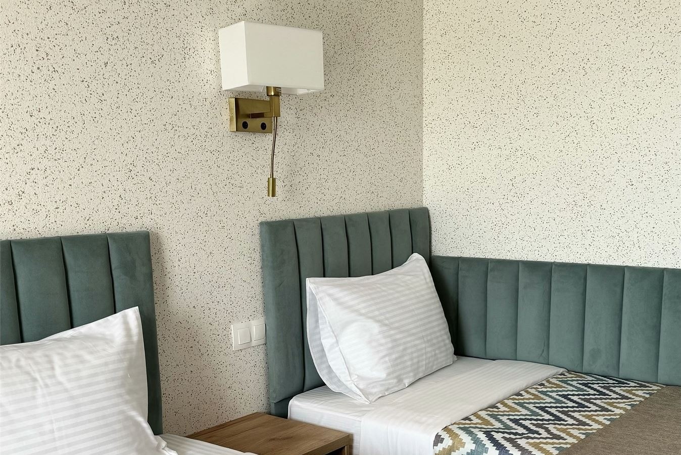 rooms-стандарт-с-допместом