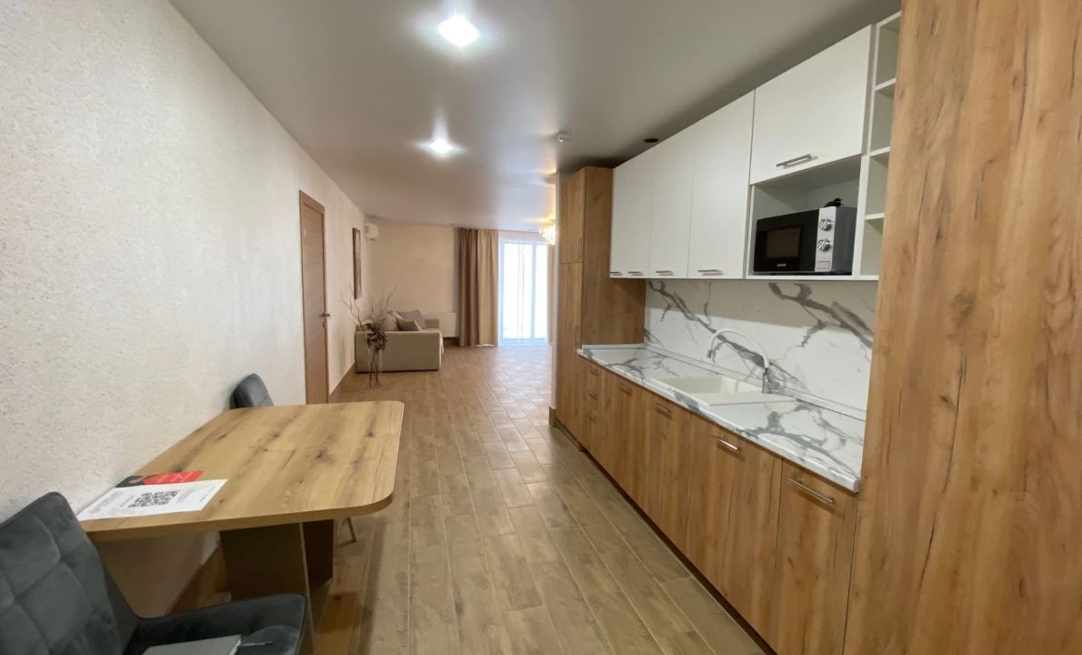 rooms-люкс-однокомнатный-с-камином