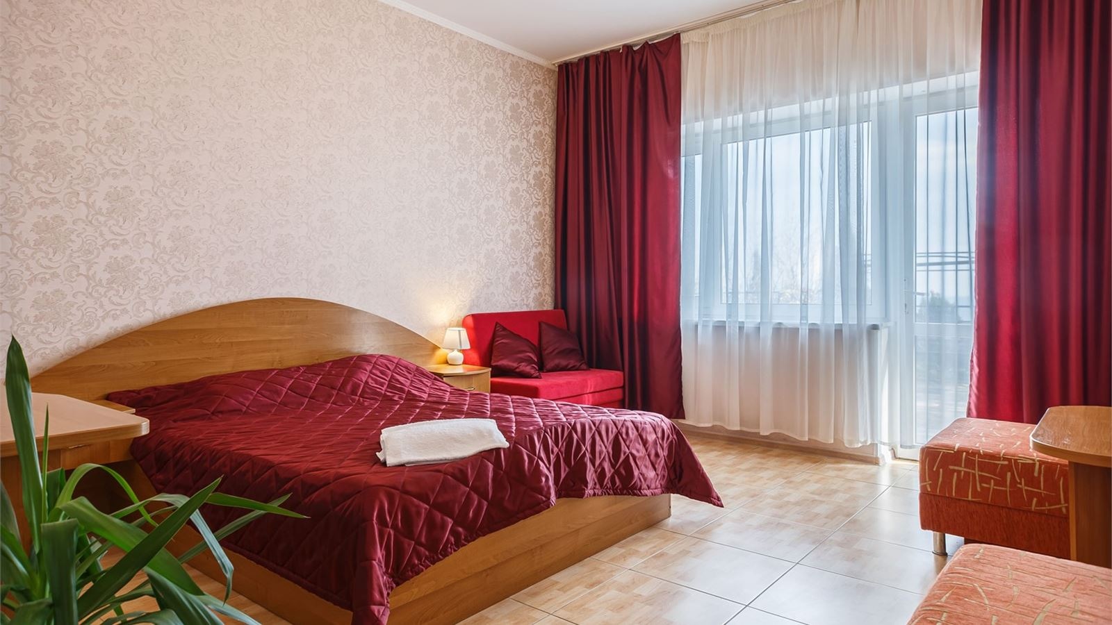 rooms-полулюкс-без-балкона