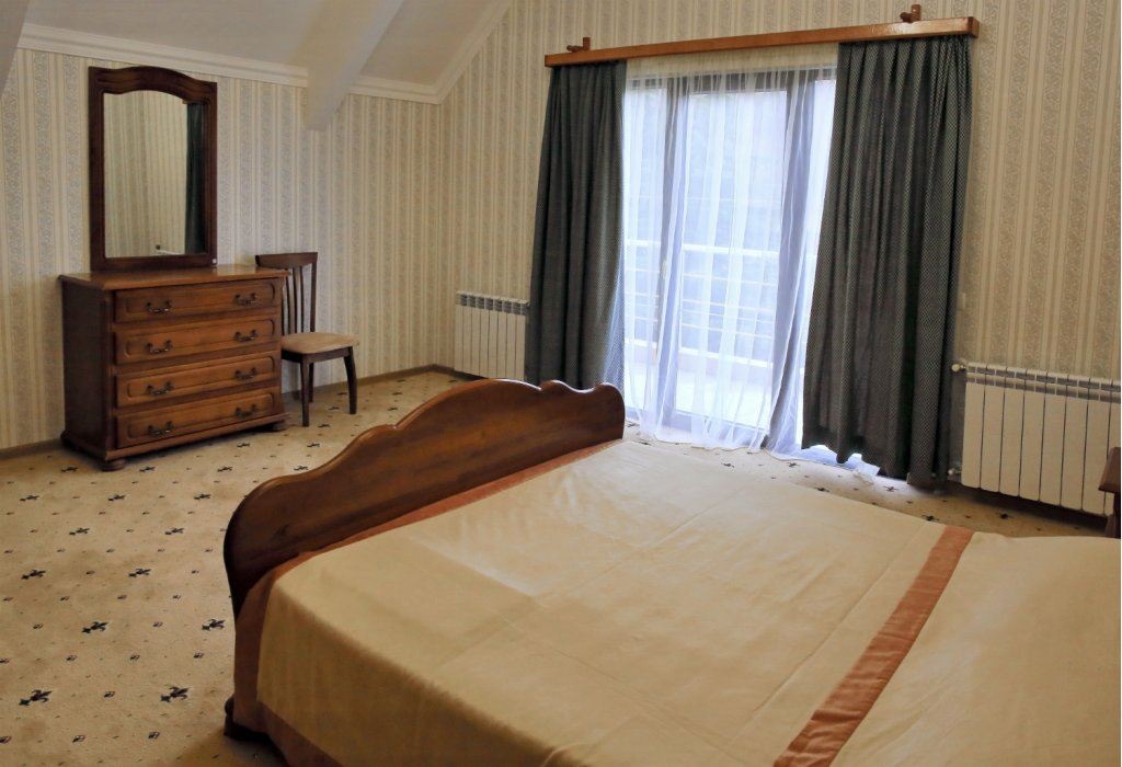 rooms-2-местный-3-комнатный-люкс-корпус-№2