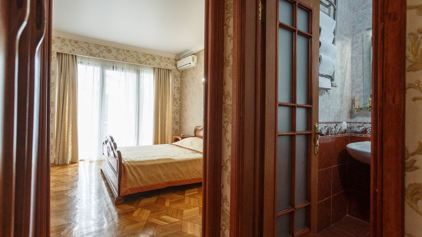 rooms-2-местный-2-комнатный-люкс-корпус-№2