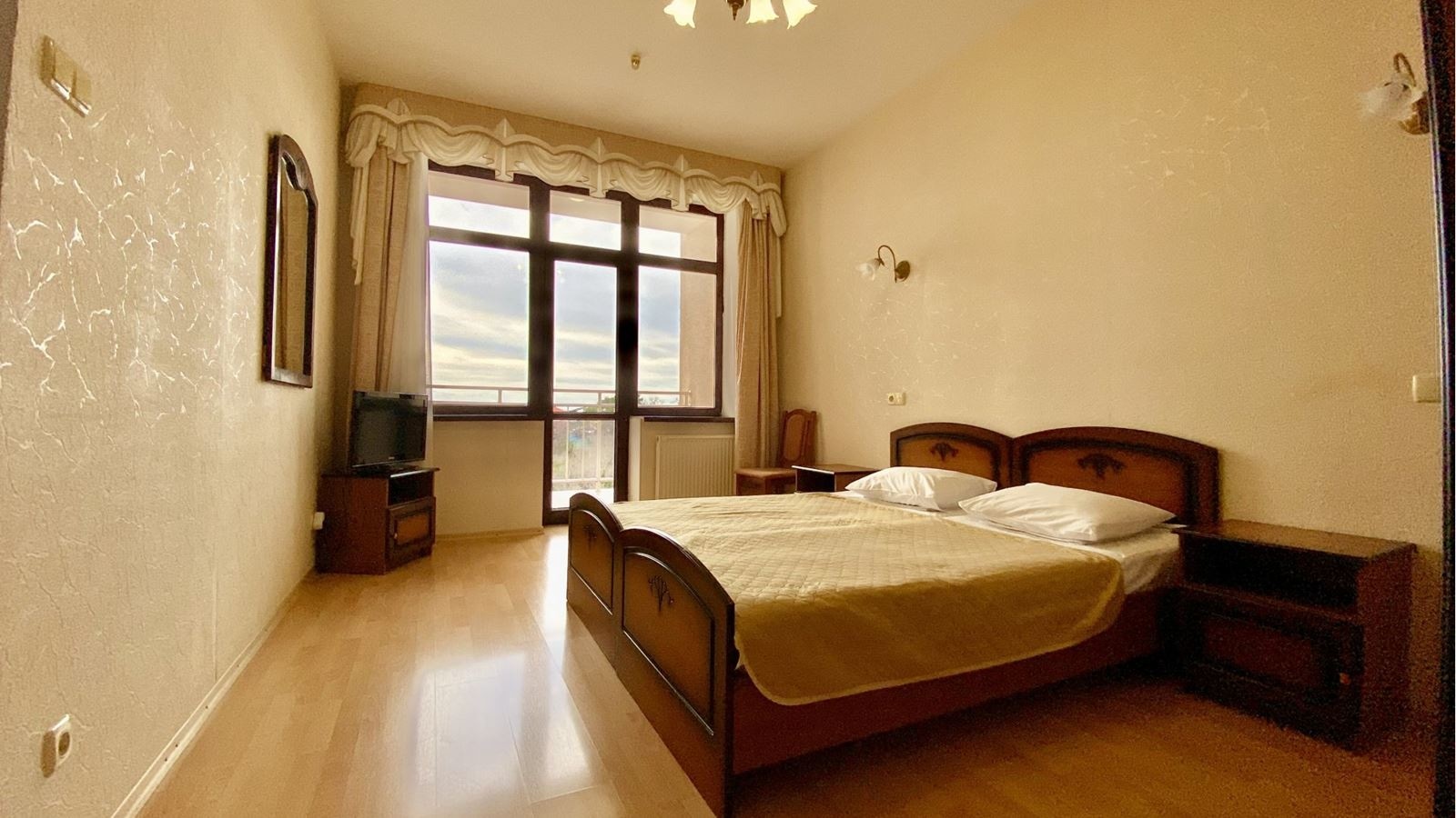 rooms-2-местный-2-комнатный-джуниор-сюит-корпус-№5