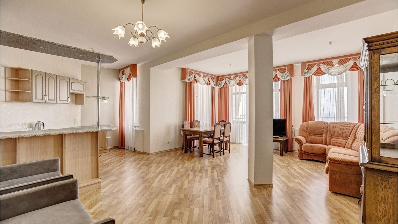 rooms-2-местный-3-комнатный-джуниор-сюит-корпус-№5