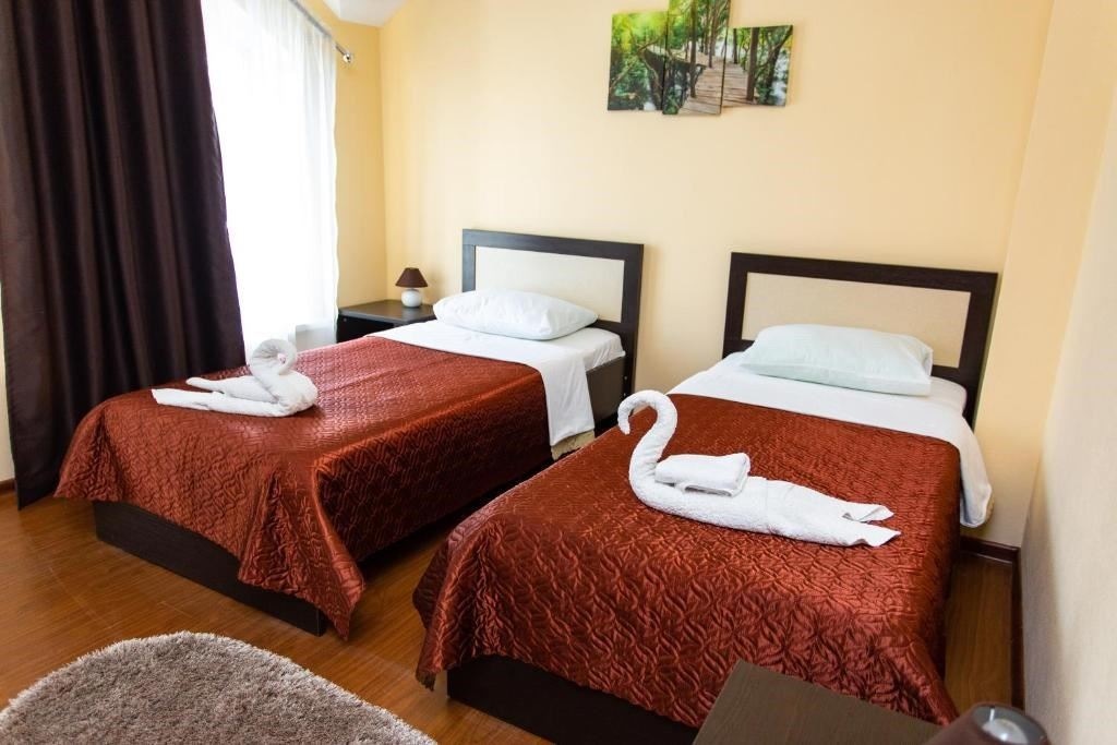 rooms-трёхэтажные-апартаменты-с-тремя-спальнями