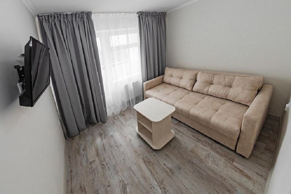 rooms-стандарт-семейный-двухкомнатный-с-балконом