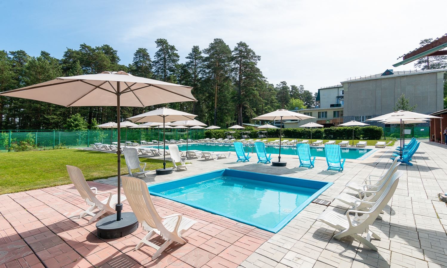 pools-outdoor--indoor-childrens-pool