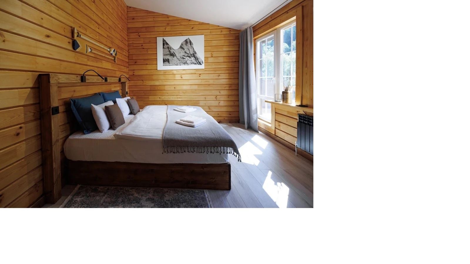 rooms-comfort-with-a-balcony