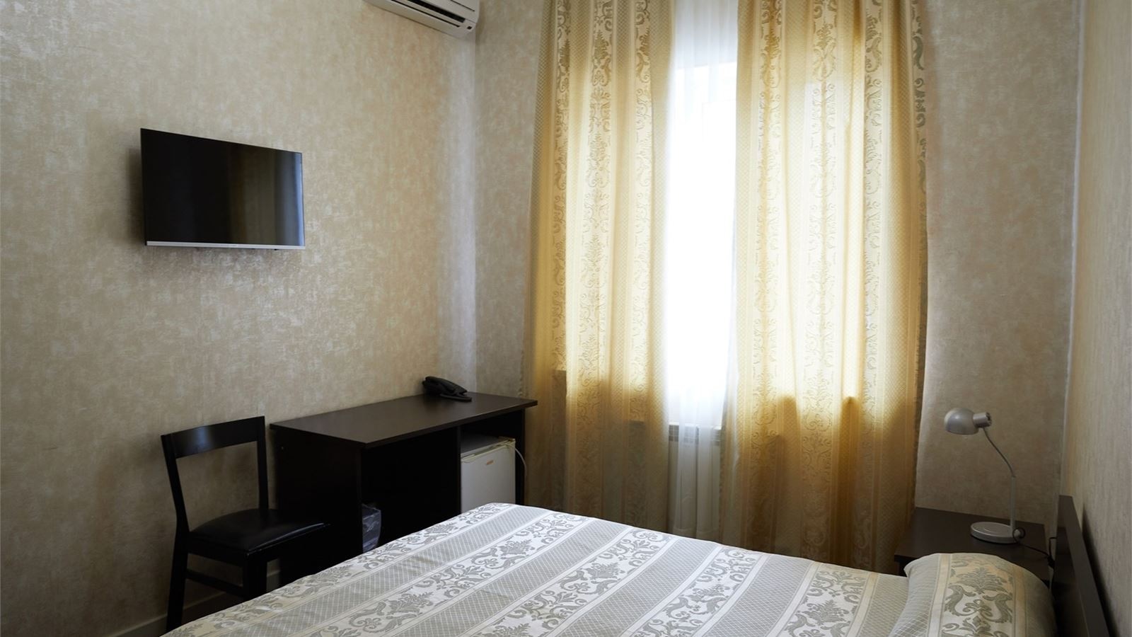 rooms-стандарт-с-кроватью-queensize-22-квм