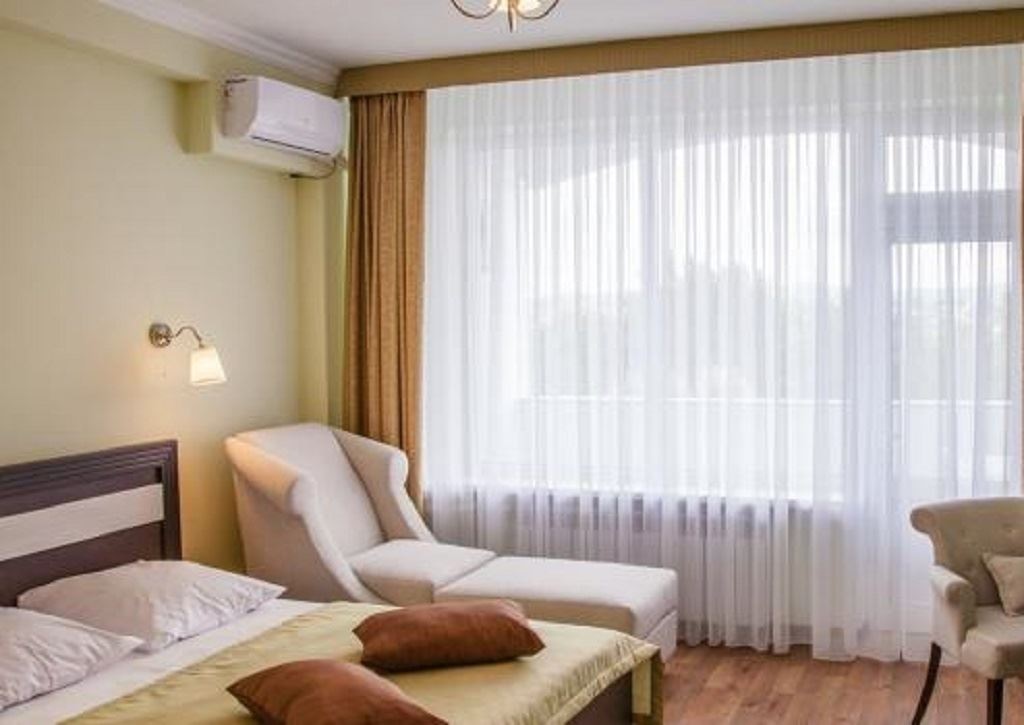 rooms-одноместный-улучshенный-номер