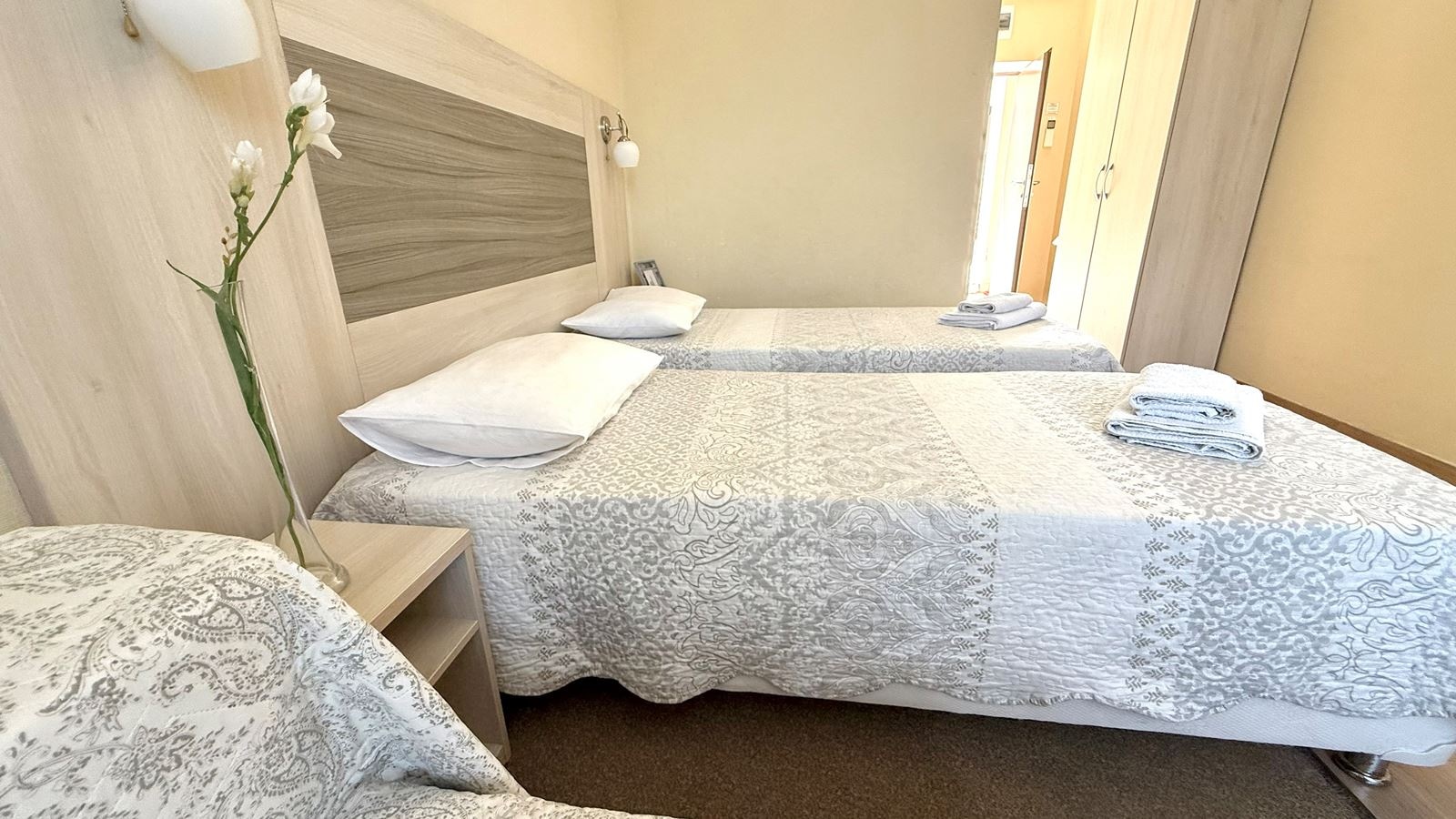 rooms-4-comfort-s-balkonom