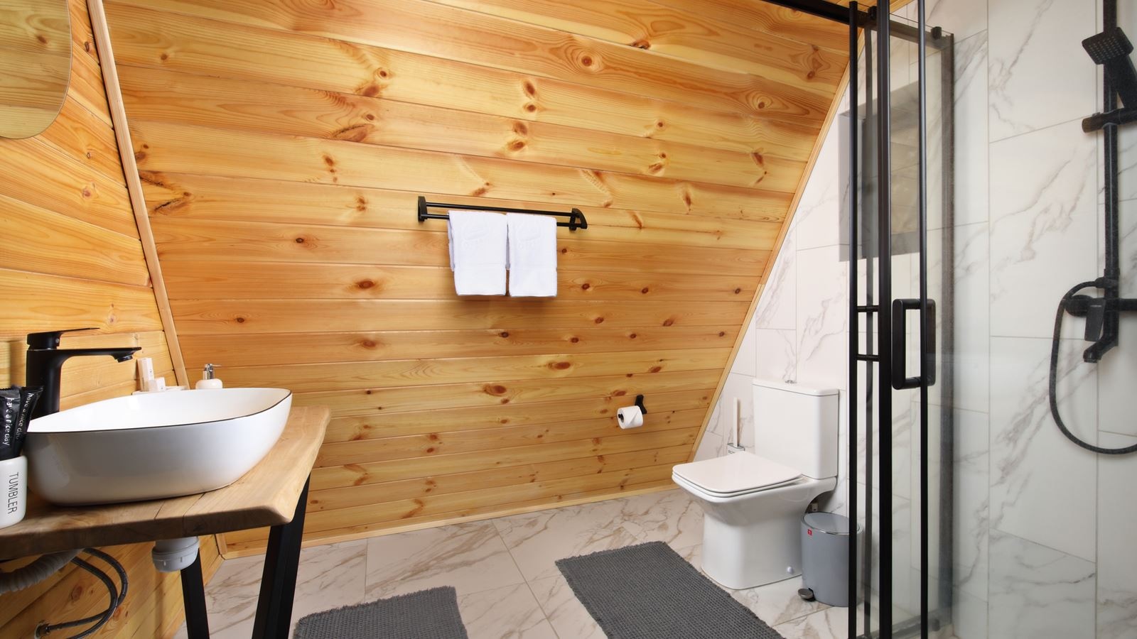 rooms-a-frame