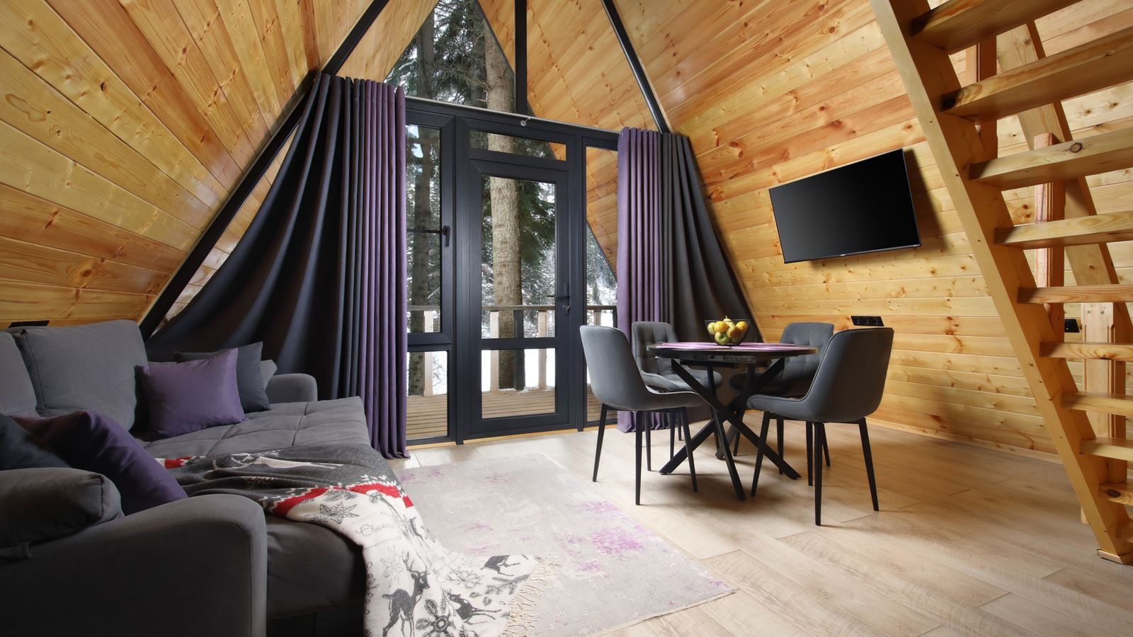 rooms-a-frame