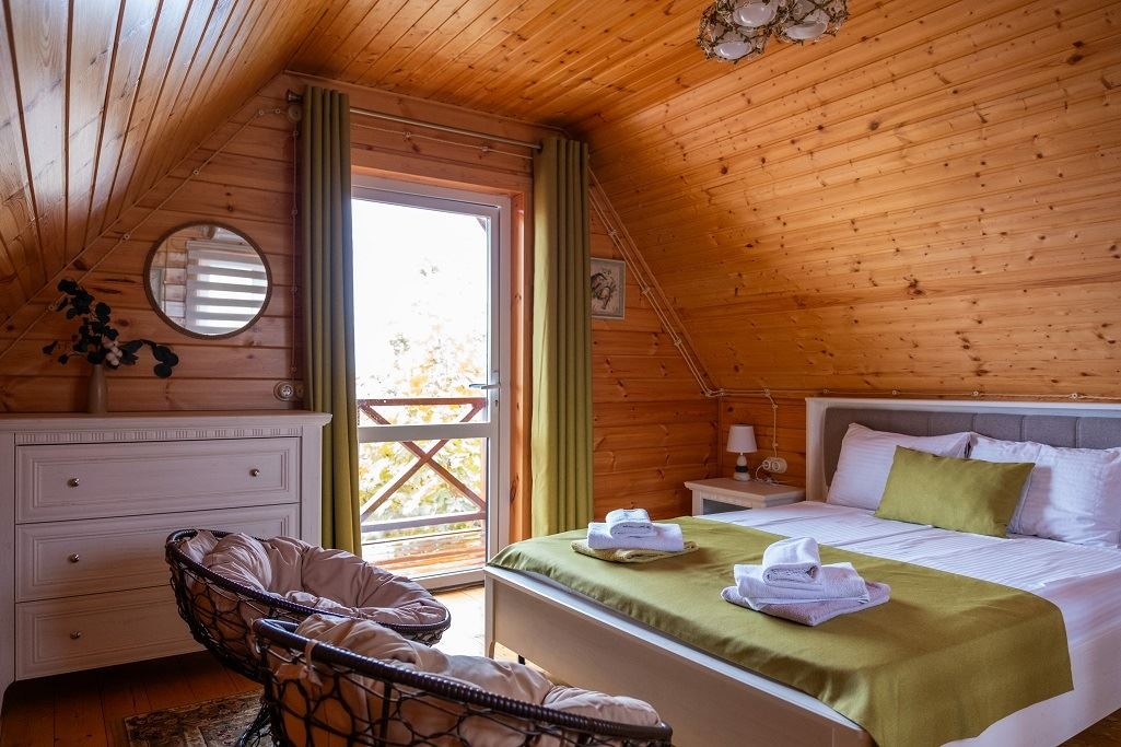 rooms-2--местный-коттедж-общая-площадь-100-квм