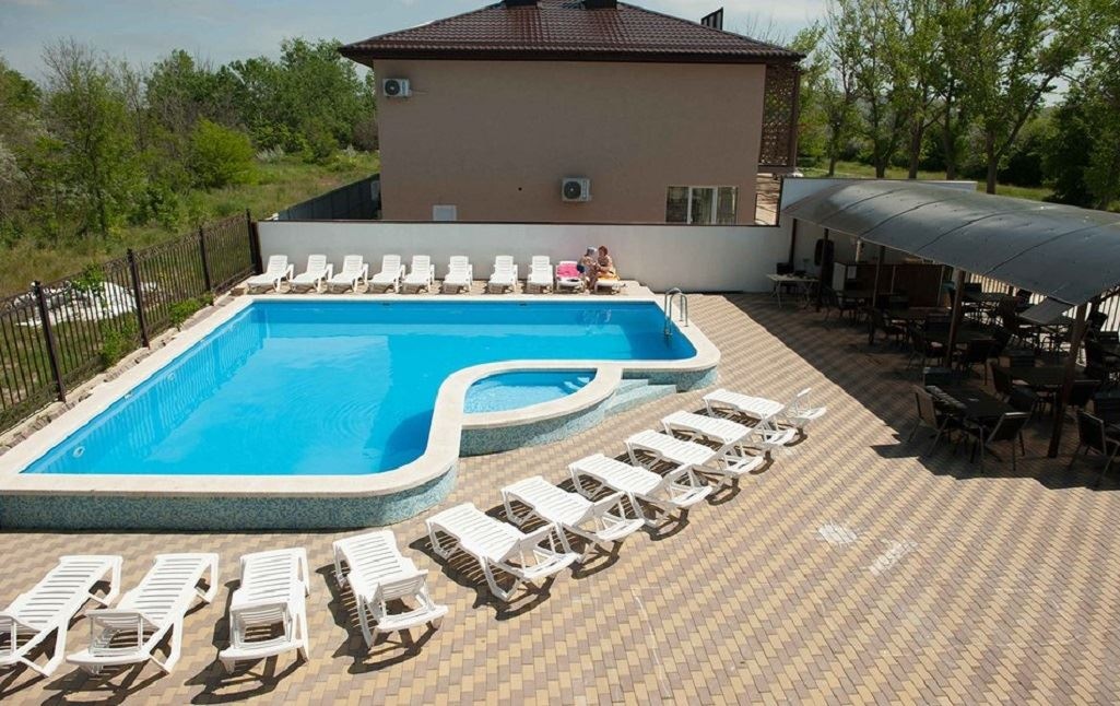 pools-outdoor-pool