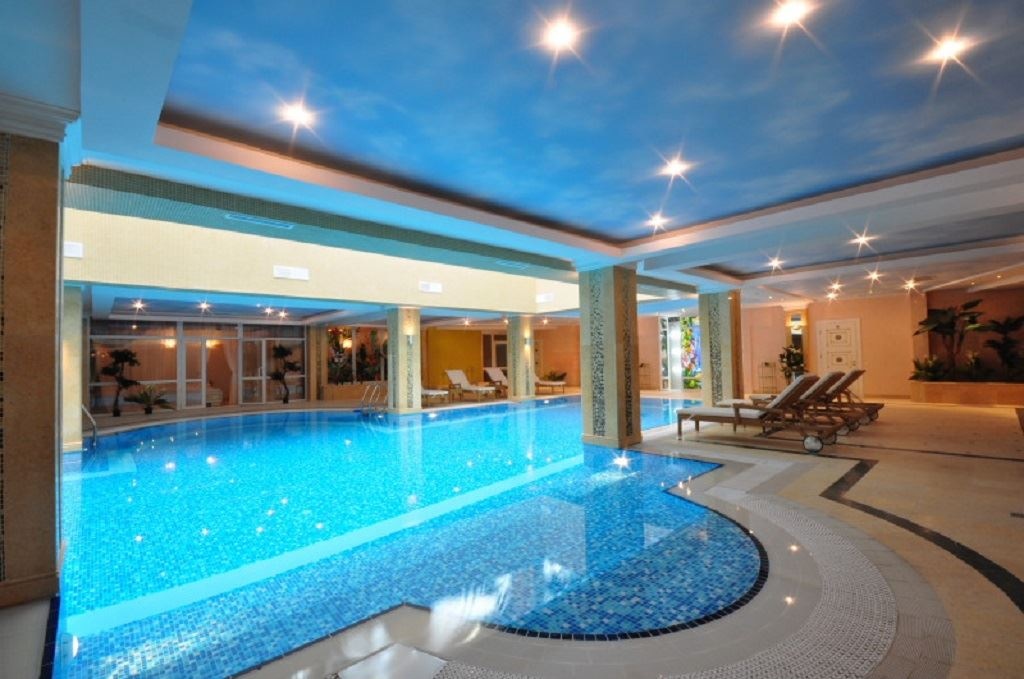 pools-indoor-pool