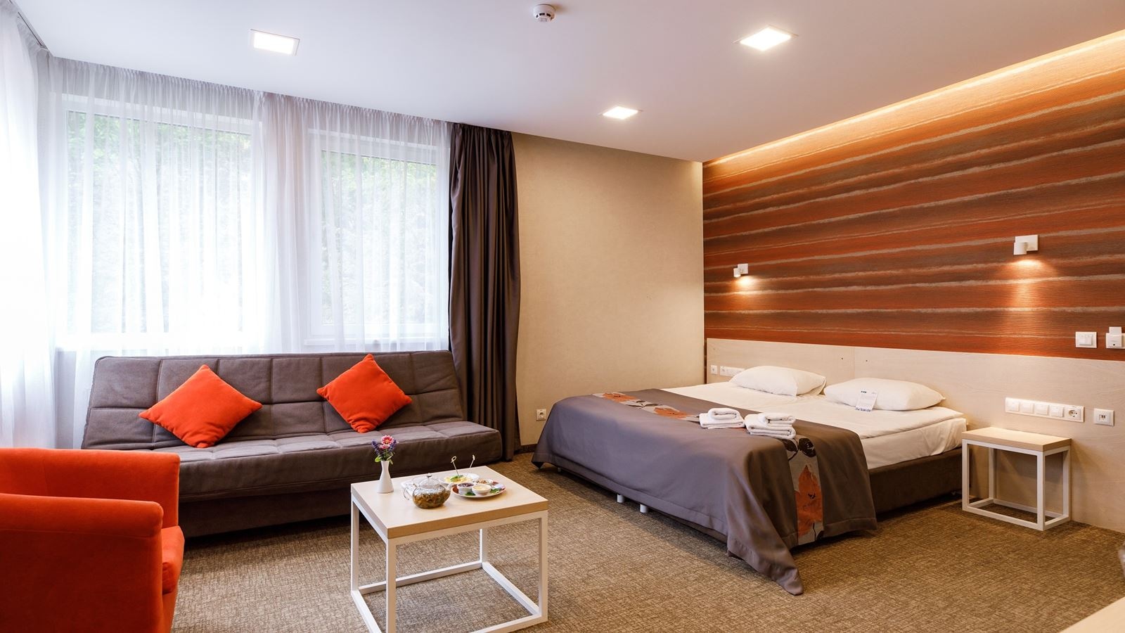 rooms-напівлюкс