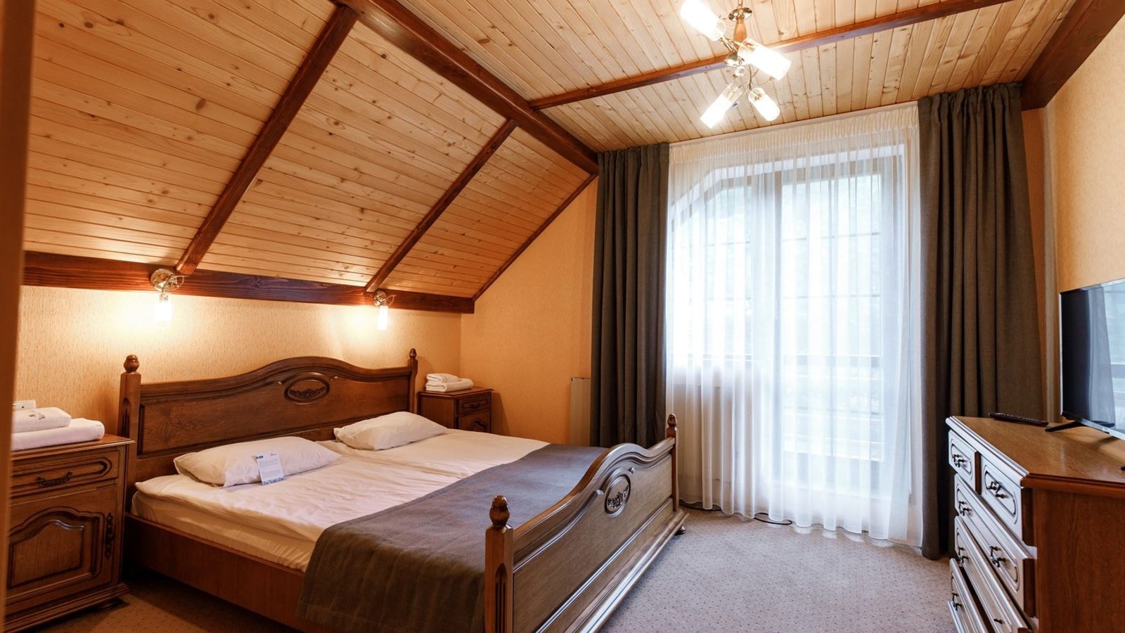 rooms-сімейний-люкс