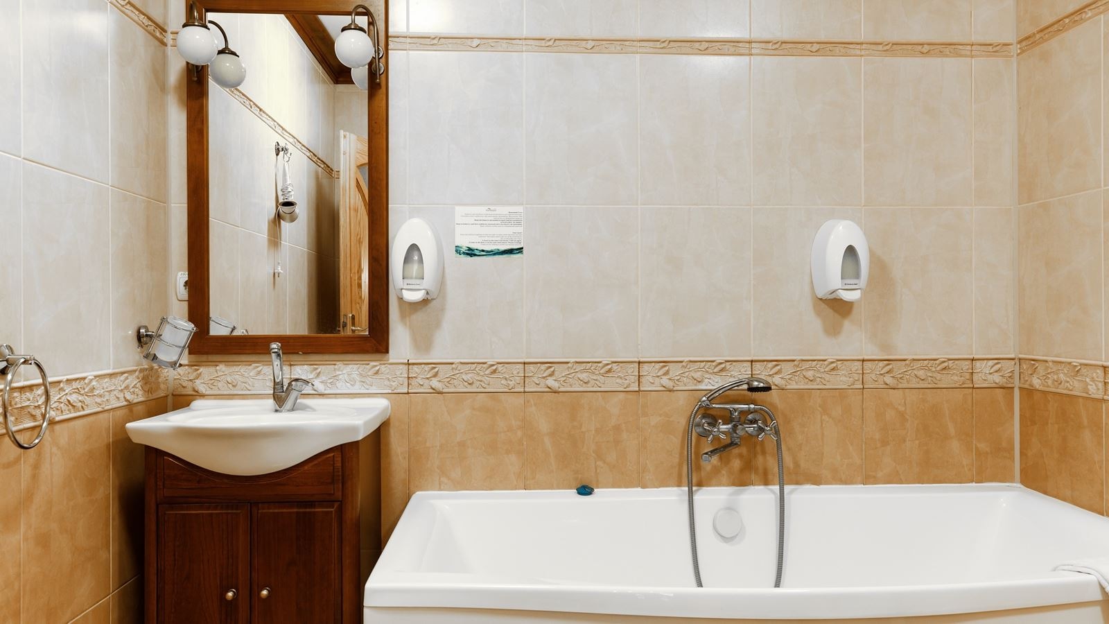 rooms-сімейний-люкс-гранд