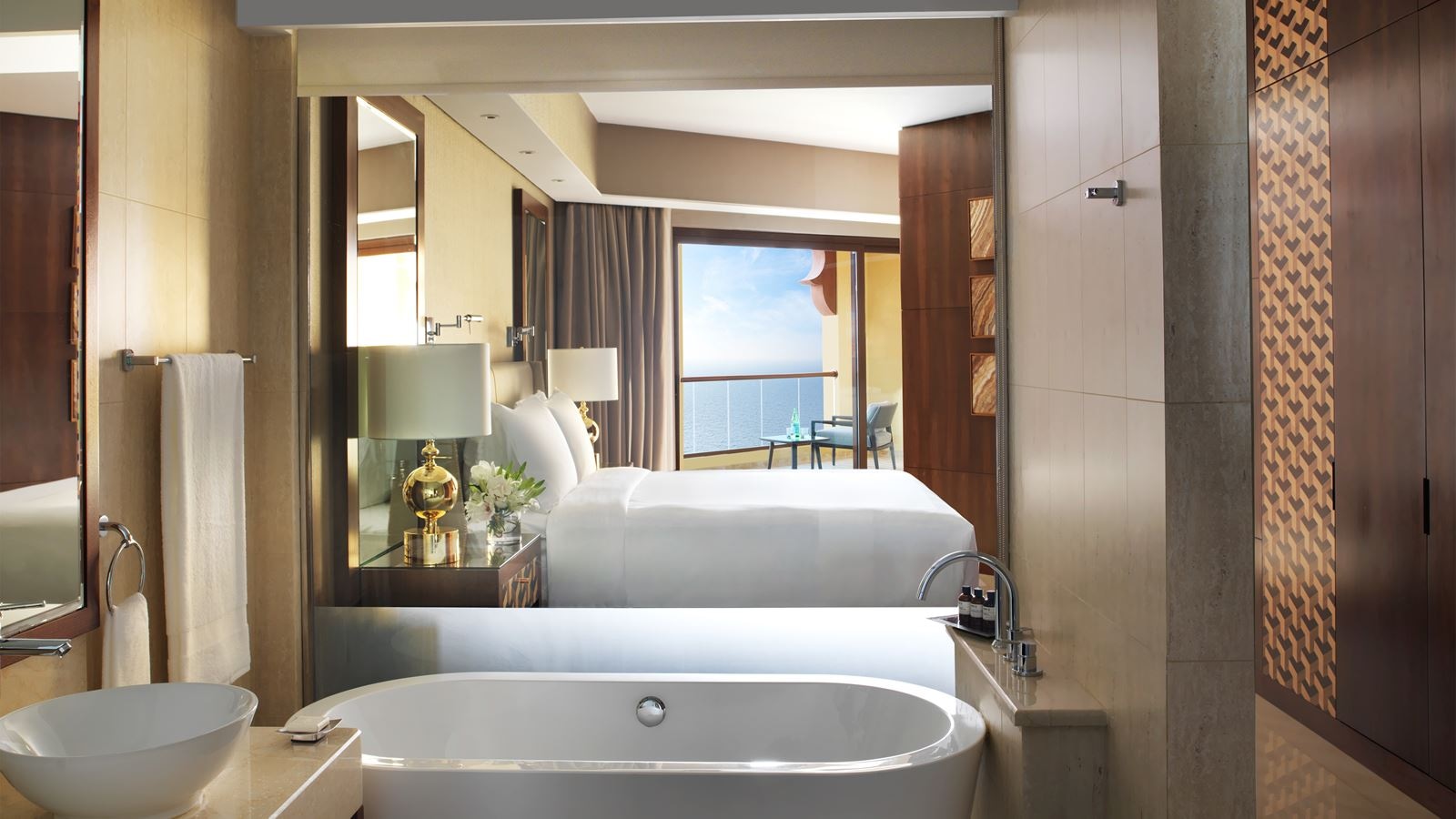rooms-junior-suite-sea-view