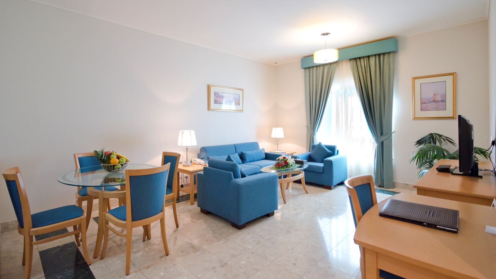 rooms-1-broom-executive-suite