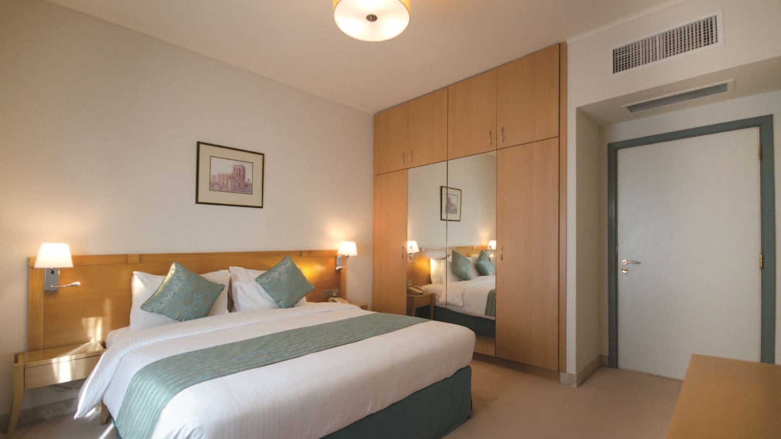 rooms-1-broom-executive-suite