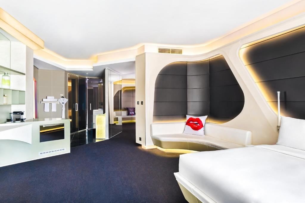 rooms-king-grand-deluxe-suite