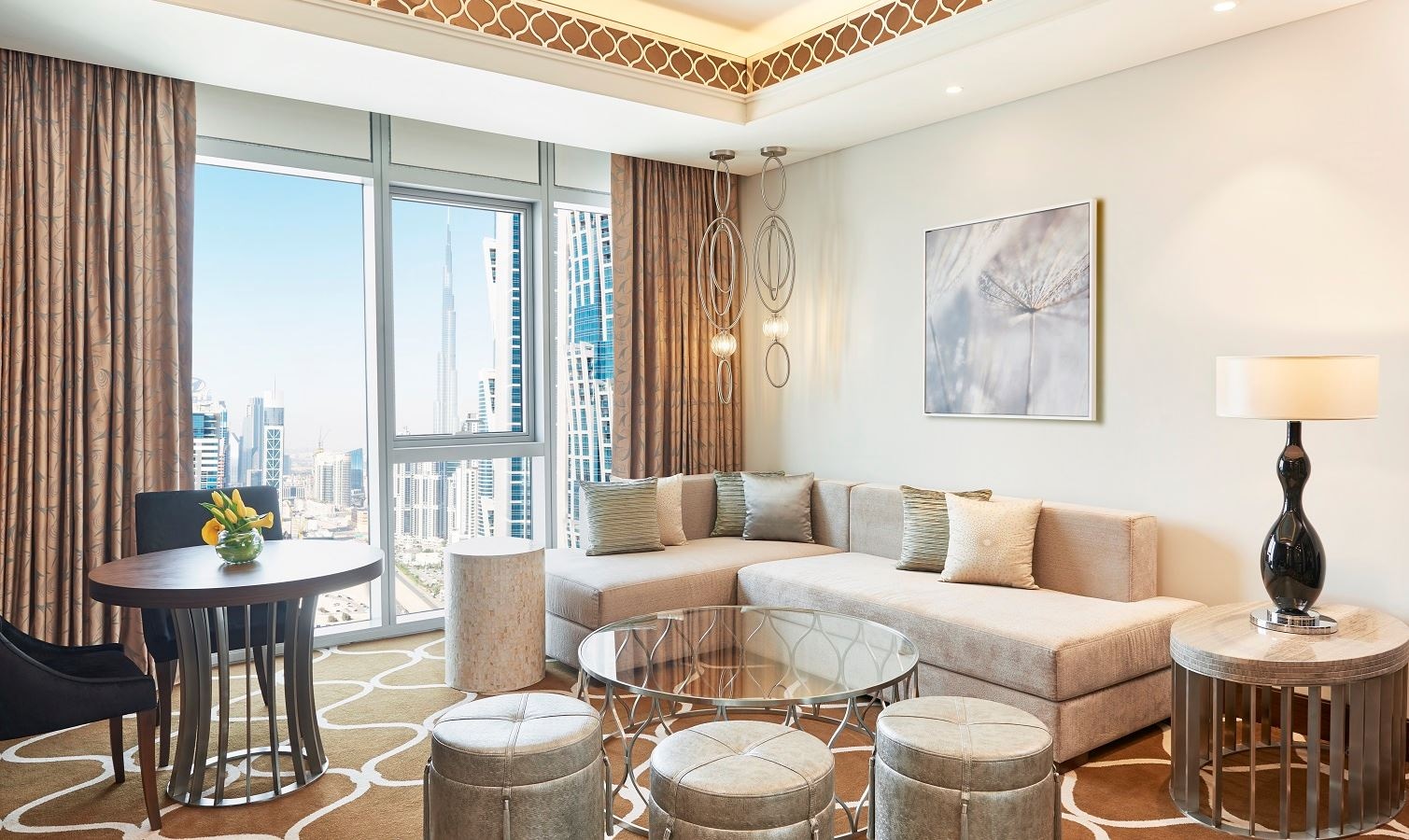 rooms-executive-suite